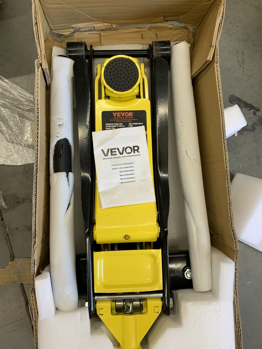 VEVOR Floor Jack 3 Ton Low Profile Floor Jack Heavy-duty Steel Racing Floor Jack with Dual Pistons Quick Lift Pump