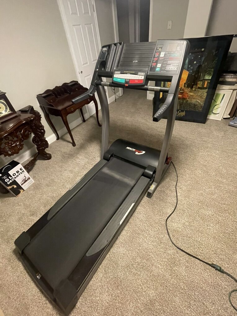 iFit Treadmill - Runs Great - Little Use