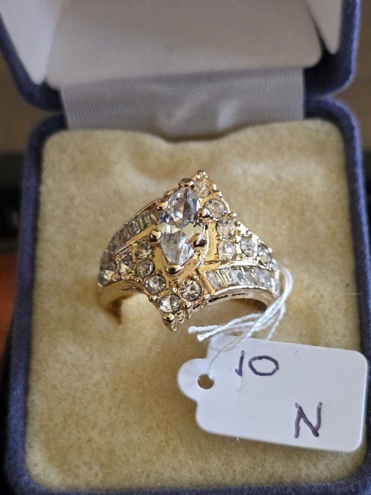 costume rings 8.5 to 10