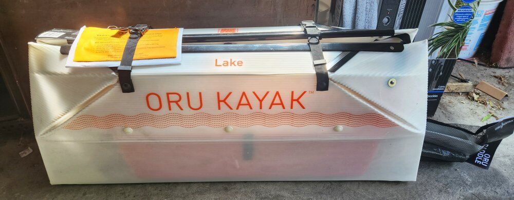 Oru Lake origami kayak - brand new with paddle
