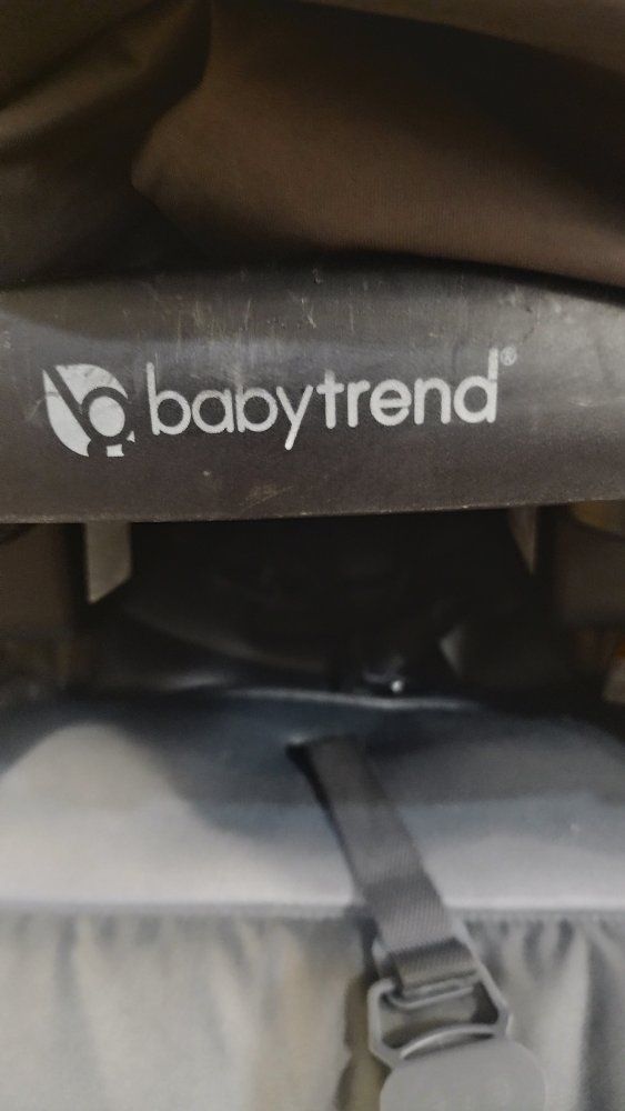 Baby Trend Jogger Stroller - Black & Gray - Excellent Condition
