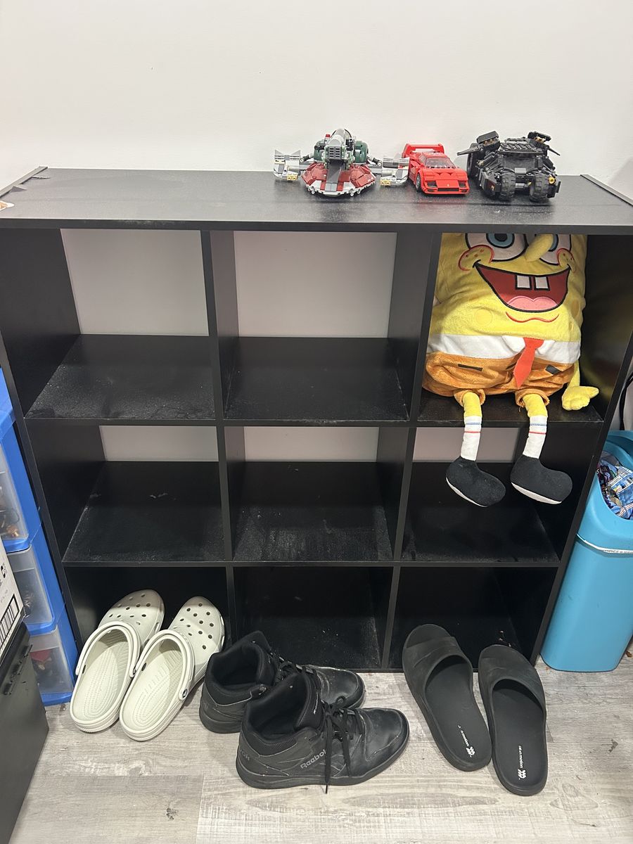 FREE Cube Shelf