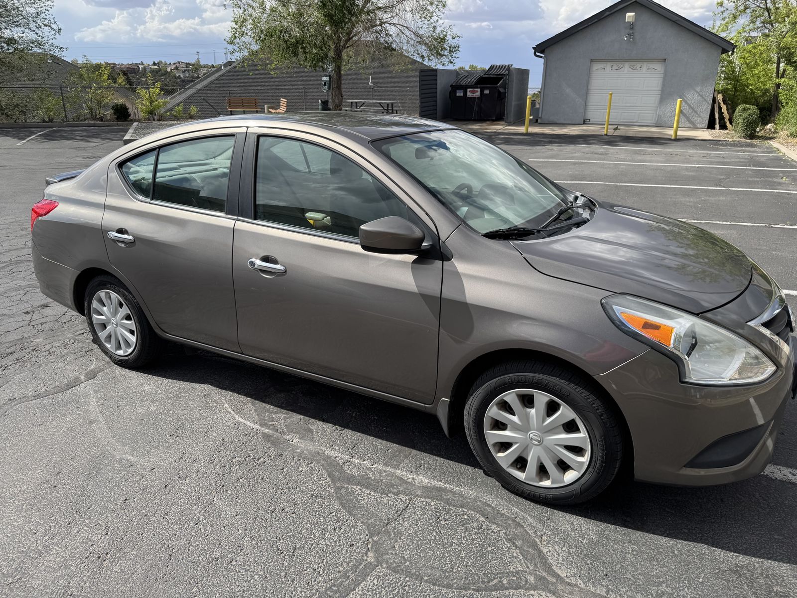 2015 Nissan Versa 1.6 SV