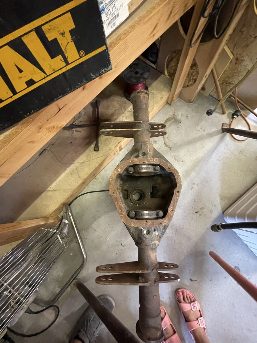Dana 60 narrowed rear end housing 40 inch with 5.57 gears.