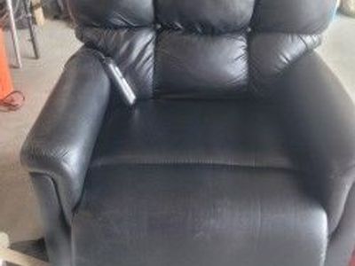 Golden lift recliner