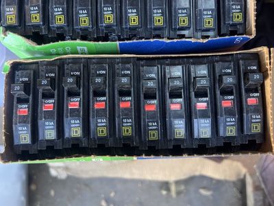 Square D QO 20 Amp 1-Pole Circuit Breakers 120/240V - Lot of 20 - 10 kA Interrupting Rating