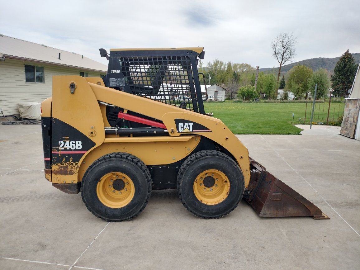 CAT 246B - 3262.7 Hours