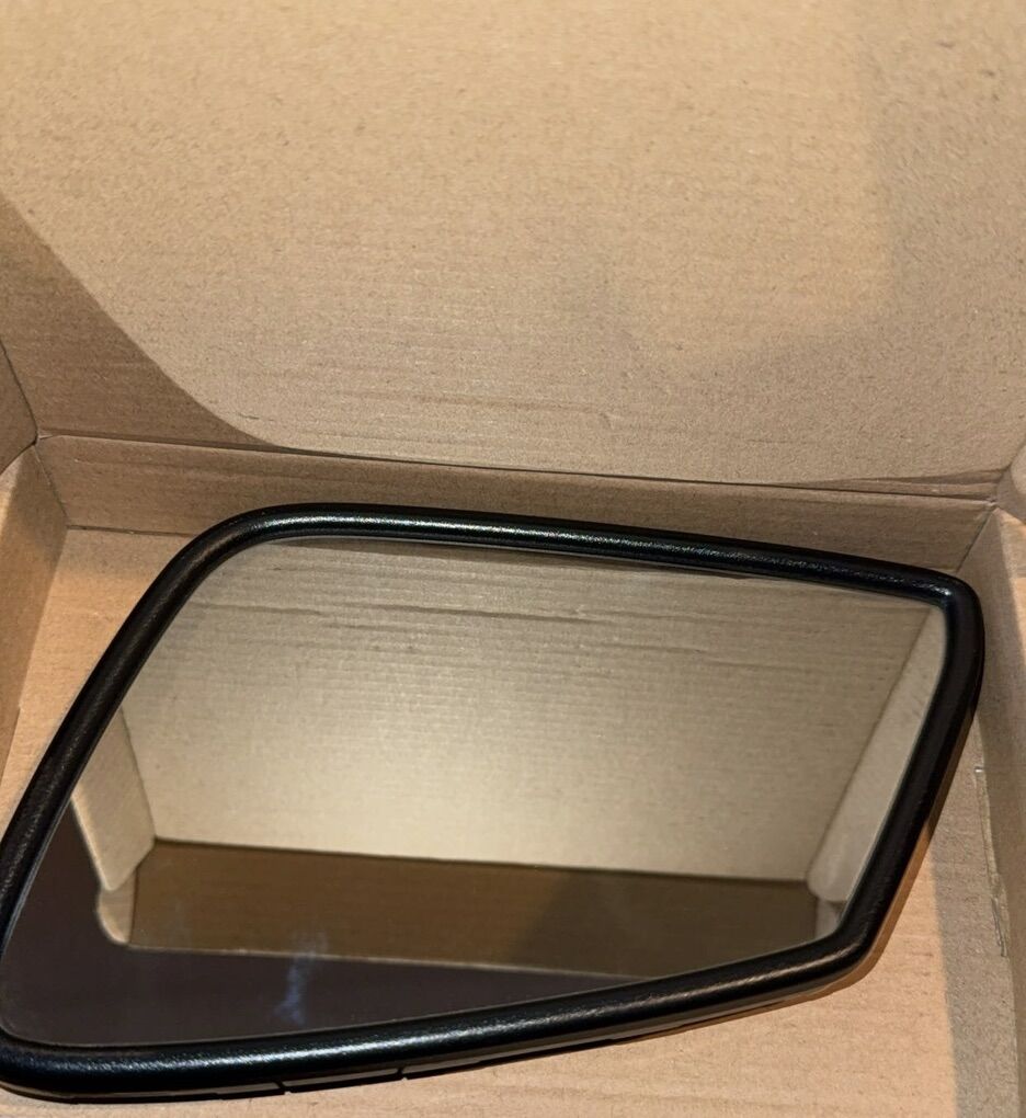F30 3 Series BMW Driver Door Mirror Glass