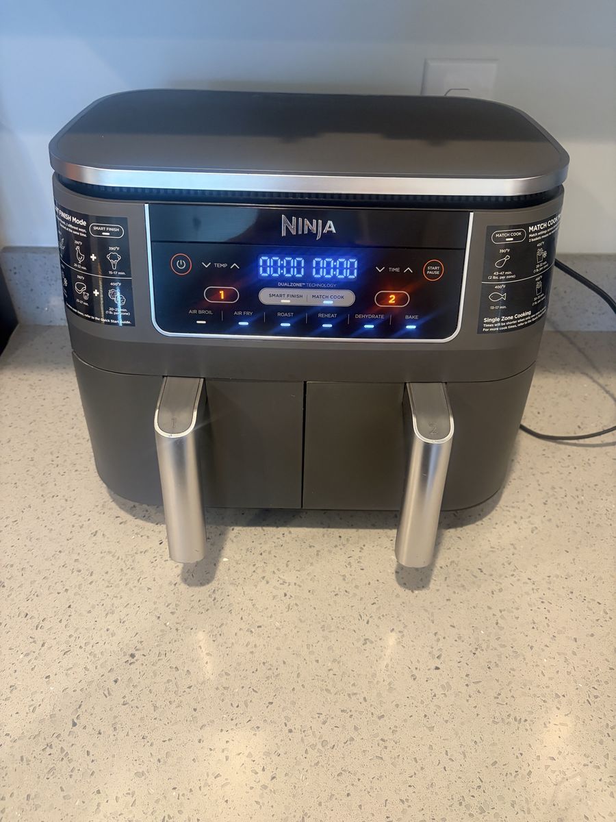 Ninja Foodi DualZone 2-Basket Air Fryer with Smart Finish Technology