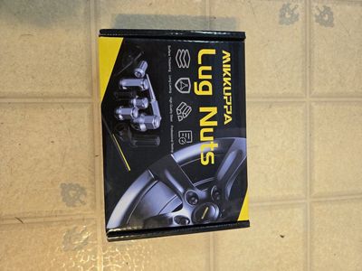 M12x1.25 wheel lug nuts