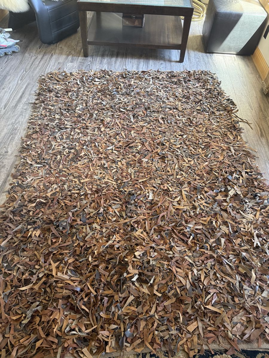 5x8 rug w/pad