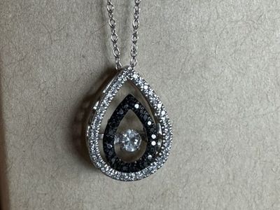 10k Gold Real White and Black Diamond Necklace