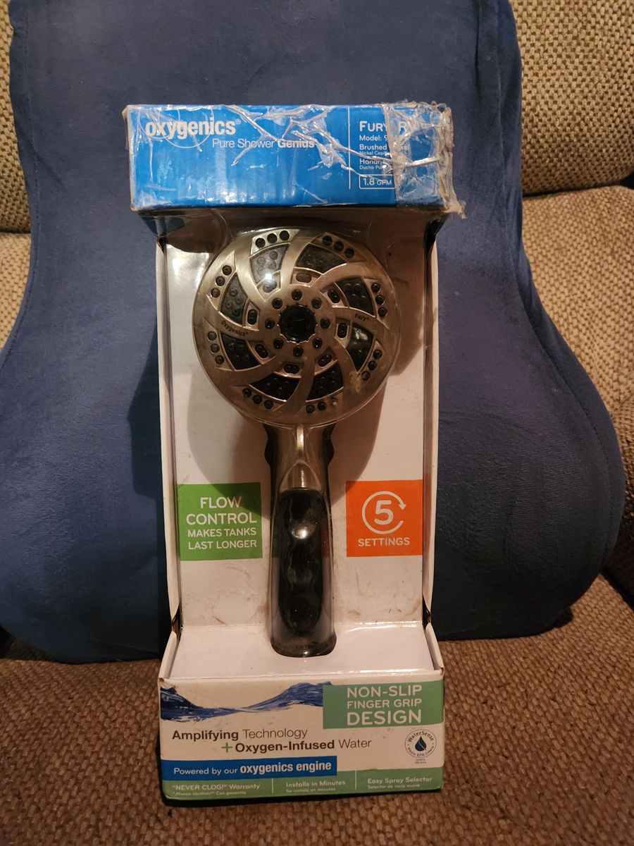 RV shower head