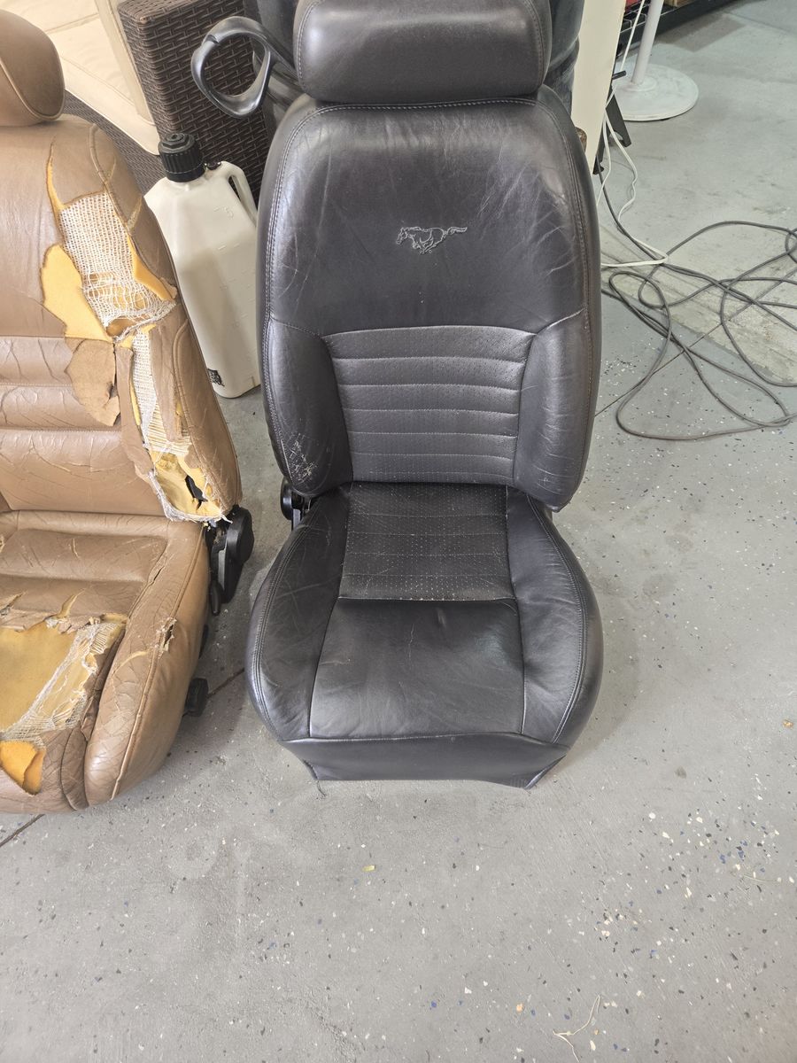 94-04 mustang seats