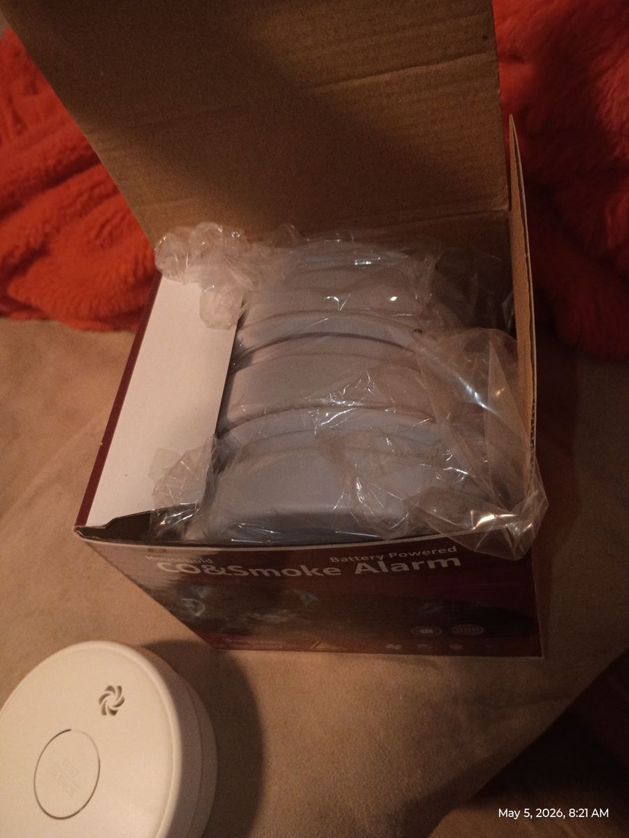 Smoke detector and carbon monoxide box of three