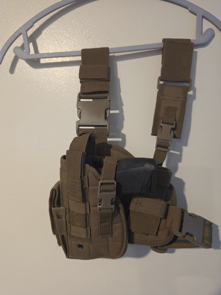 Drop leg holster