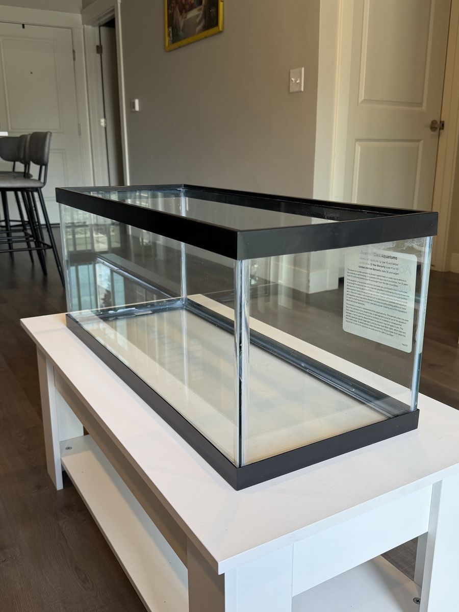 Aqueon 20 Long Black Glass Aquarium - 30-1/4"L x 12-1/2"W x 12-3/4"H