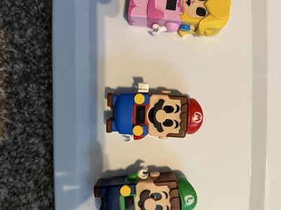 Lego Super Mario Sets: Princess Peach, Luigi, Mario Figures & 45 Sets