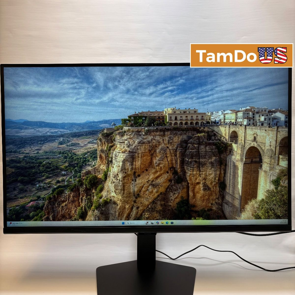 Samsung - 32" Odyssey G50D QHD IPS 180Hz 1ms AMD FreeSync, G-Sync Gaming Monitor