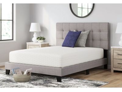 BRAND NEW KING SIZED MEMORY FOAM MATTRESS