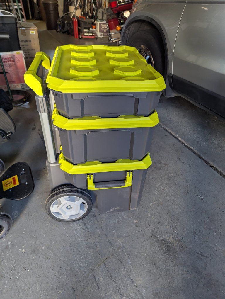 Main image 3