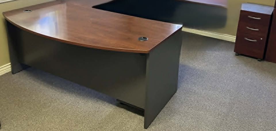 Bush Business Furniture Series C Components Bow Front Desk