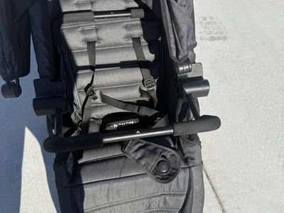 Jogging stroller