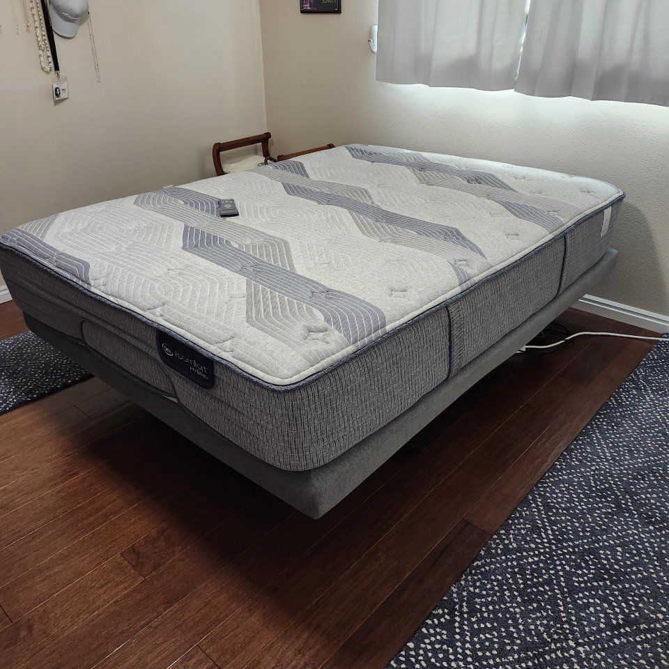 Adjustable Queen Bed