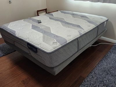 Adjustable Queen Bed