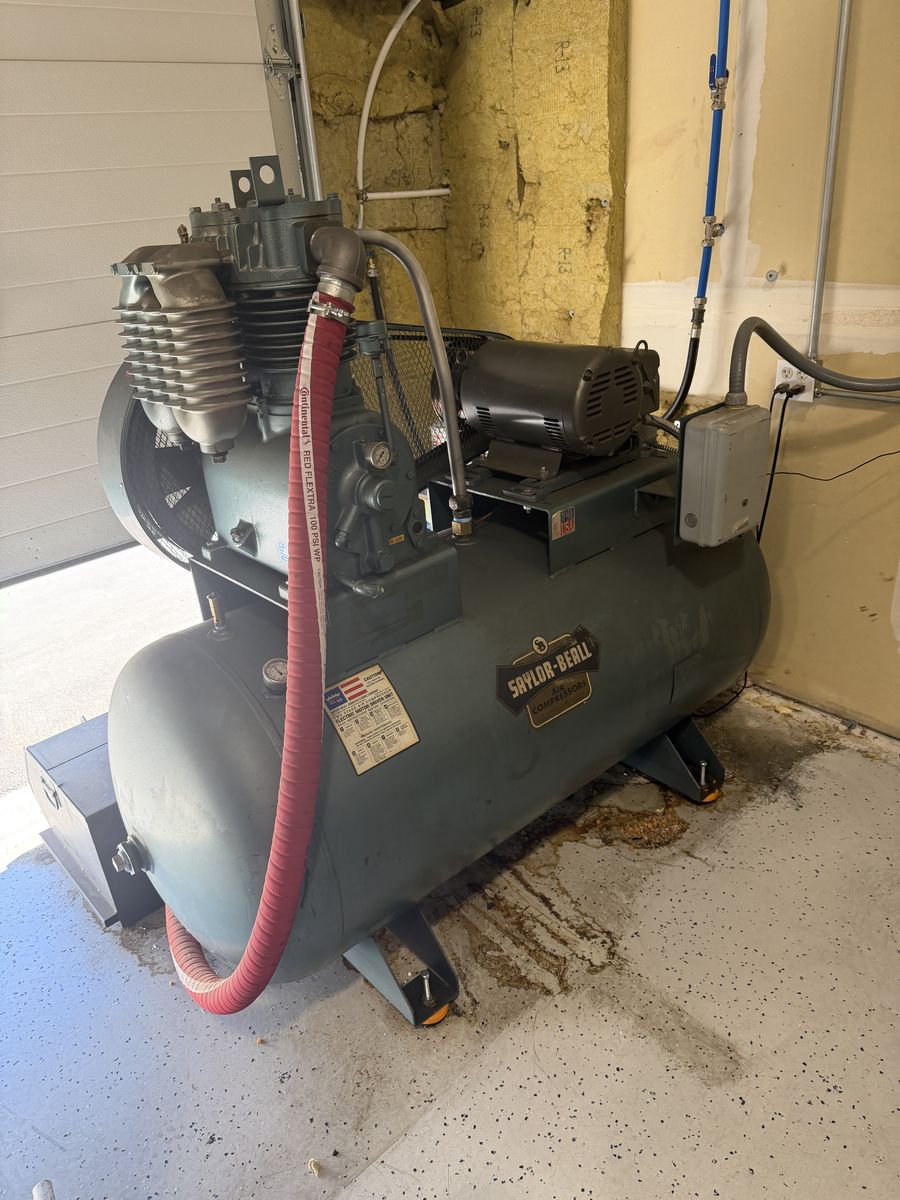 Saylor Beall 15HP 3 phase 200 gallon compressor