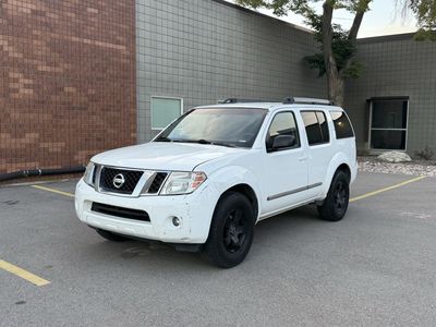 2008 Nissan Pathfinder SE