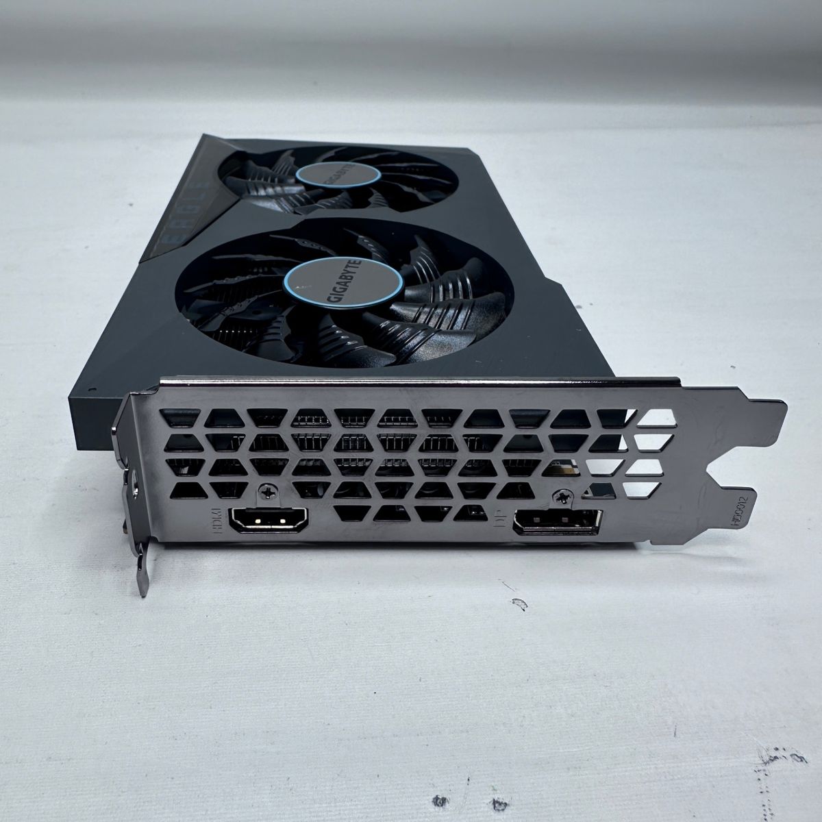 Main image 4