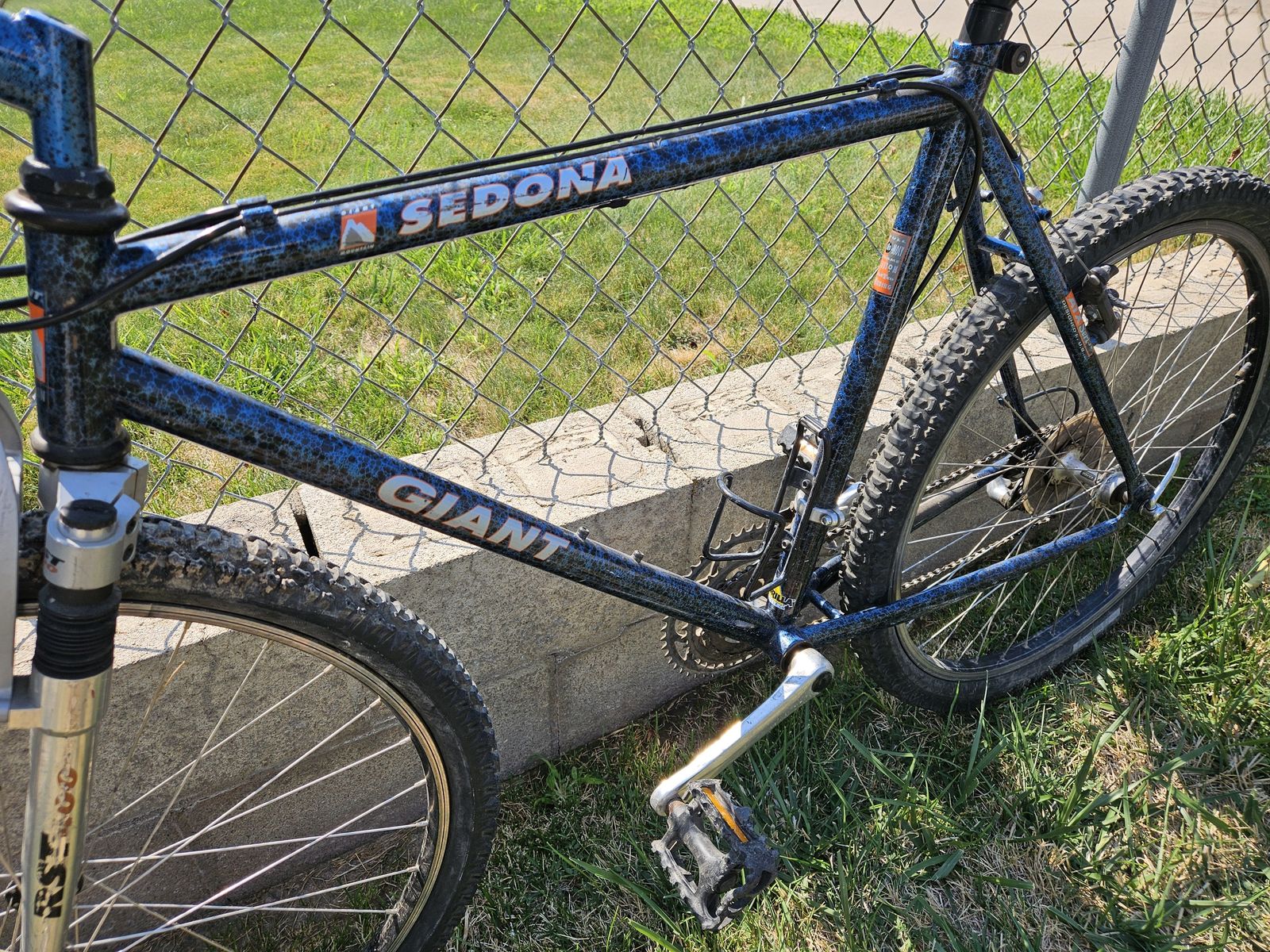 Main image 9