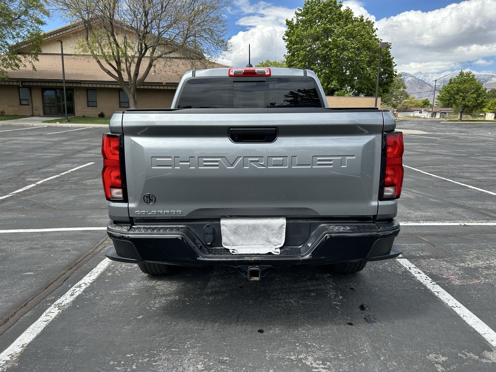 Main image 6