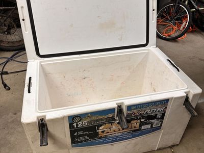 125 Quart Canyon Cooler
