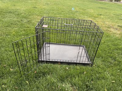 Dog Crate 19x30x22 inches