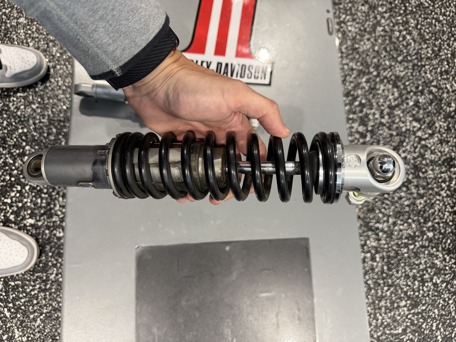 Harley shocks 13”