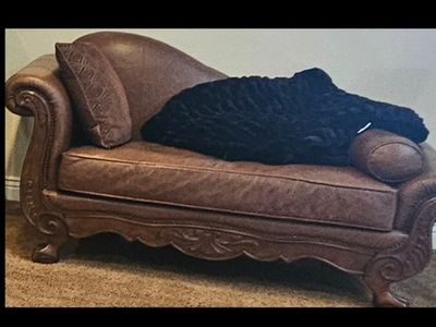 Chaise Leather Lounge