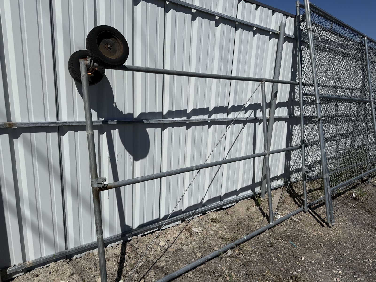 welded Chain link roll gate frame 6' X 26'