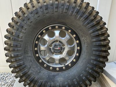 Maxxis Roxxzilla 35x10R15 on System 3 SB7 locking wheels (polaris 5-lug)