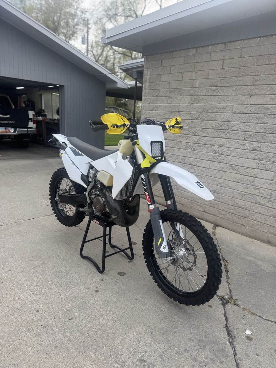 2022 TE300 Husqvarna