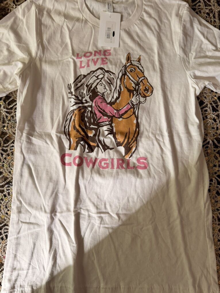 Canvas T-shirt Medium