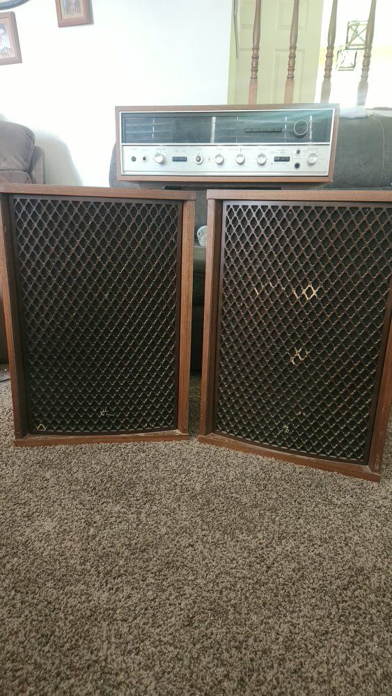 Vintage Sansui Solid State 5000X Receiver & SP-3500 Speakers