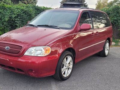 2005 Kia Sedona EX