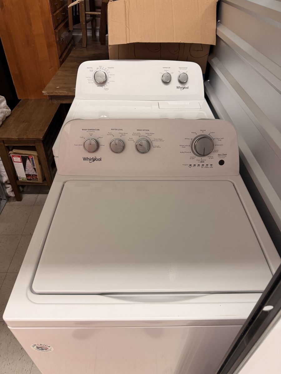 Like New Whirlpool Washer & Dryer Set – Used Only About 1 Month