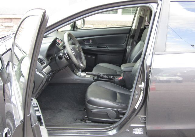 Main image 6