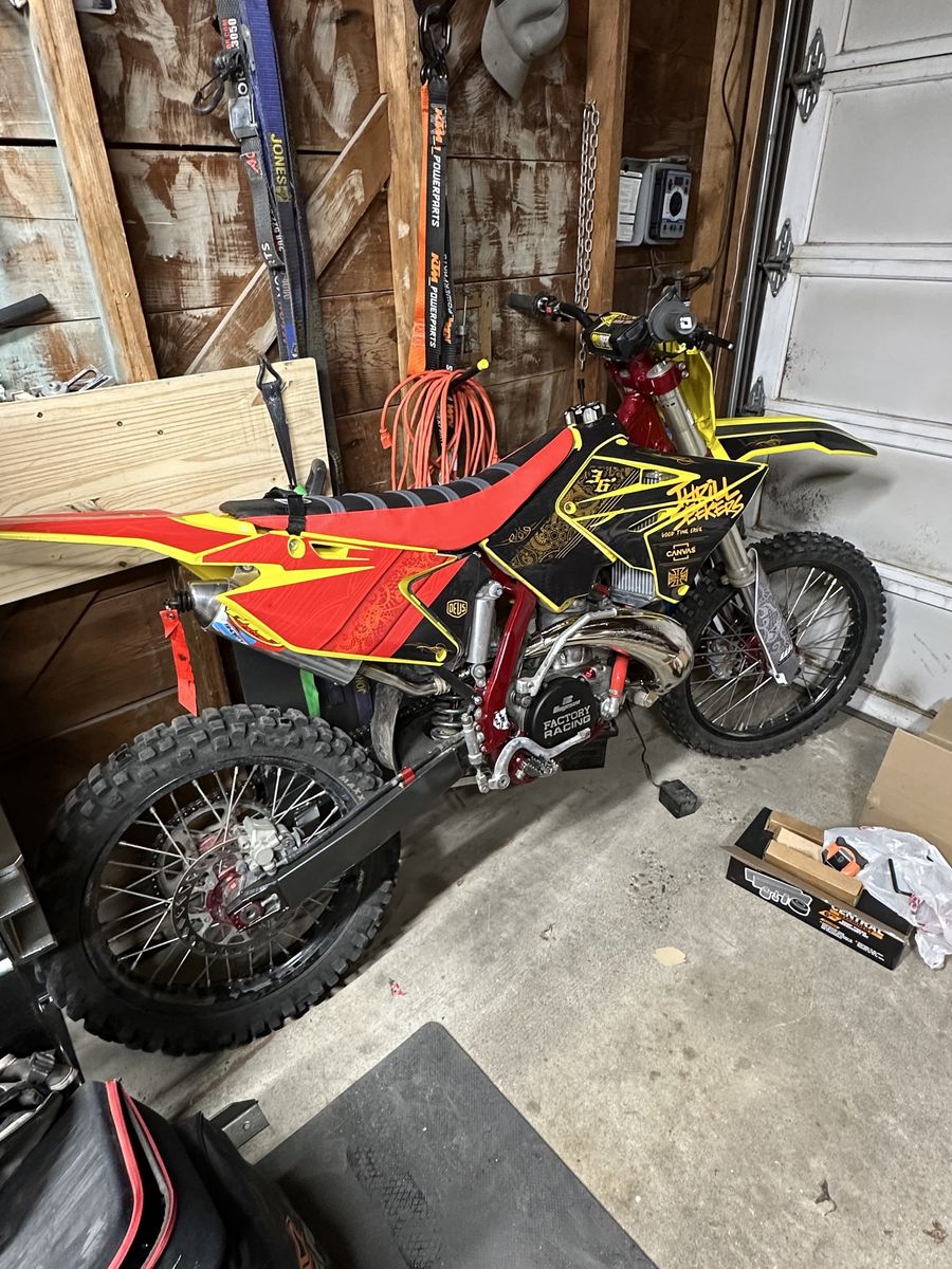 2001 Suzuki RM250 Dirt Bike - 2-Stroke, Factory Racing, Custom Graphics