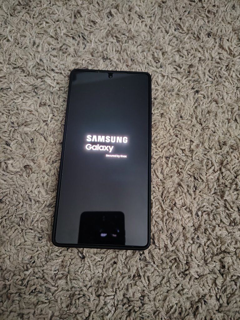 S25 ultra with case and lense