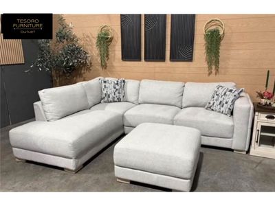 DREYDEN SECTIONAL WE OFFER DELIVERY
