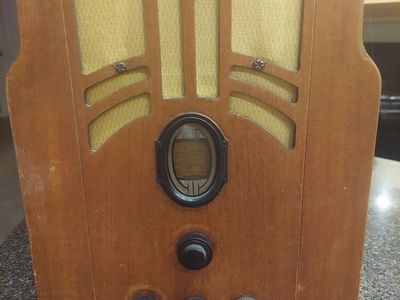 Vintage/Antique radio
